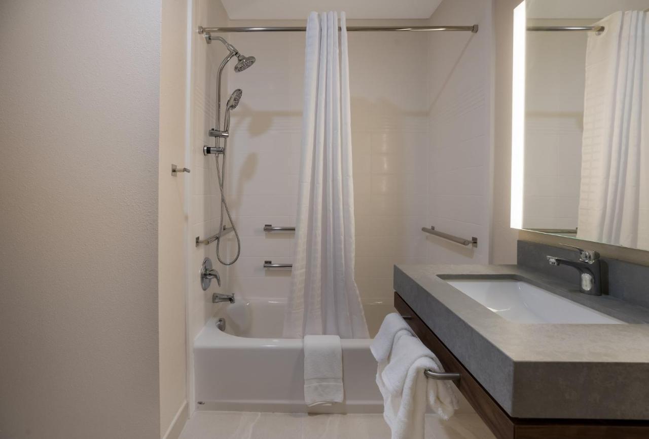Candlewood Suites Lafayette - River Ranch By Ihg Экстерьер фото