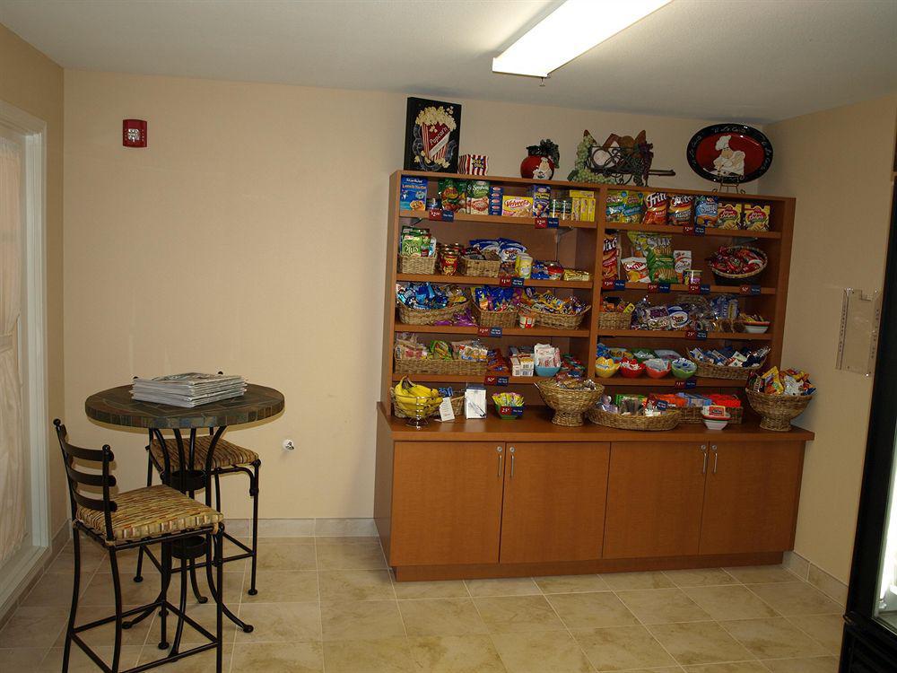 Candlewood Suites Lafayette - River Ranch By Ihg Ресторан фото